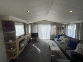 2 Bedroom Caravan, Edi Rita, Robin Hood, Pet Friendly